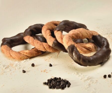 CINNAMON CHOCOLATE BREAD RING