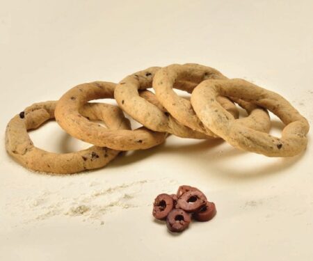 MEDITERRANEAN BREAD RING